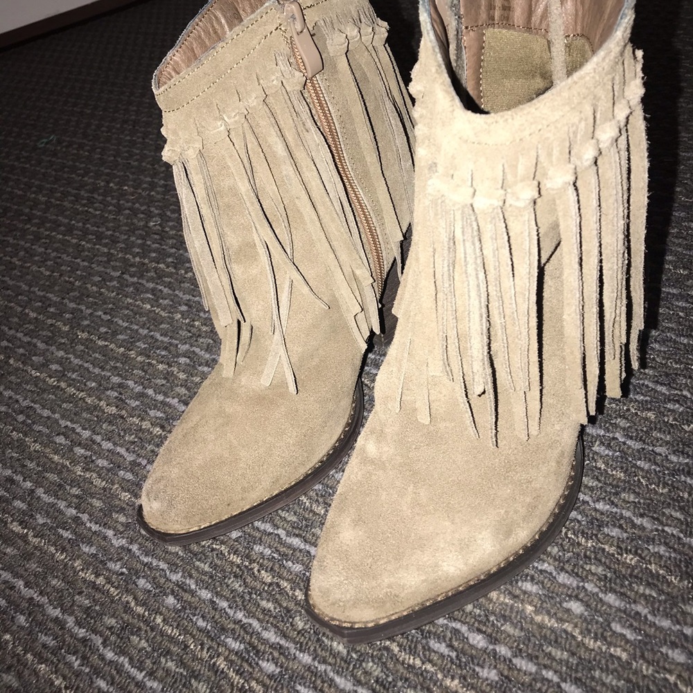 Western ankle boots